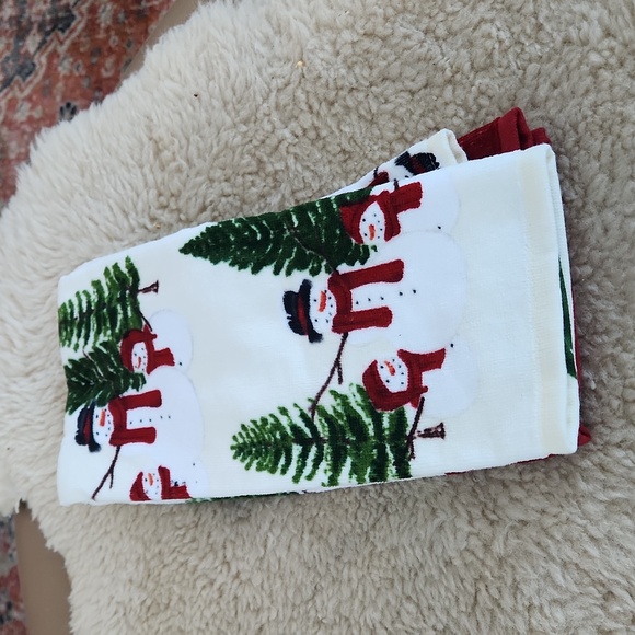 NWT Set Of 2 St. Nicholas Square Snowman Kitchen Towels ♥️⛄️🖤🎁 - Picture 5 of 13